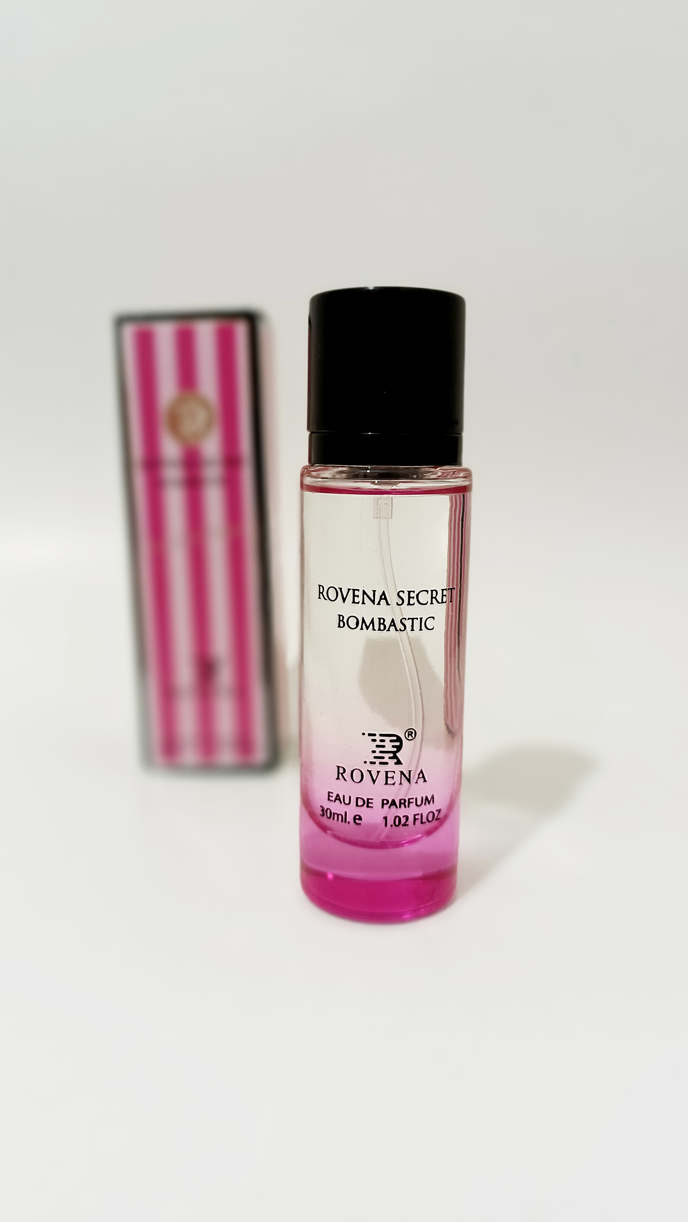 عطر ادکلن ویکتوریا سکرت بامبشل